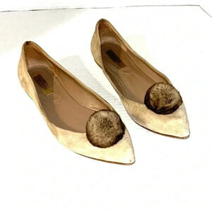 Dee Keller Shoes Womens Size 39.5 Taupe Suede Flats Mink Pom Pom Pointed Toe